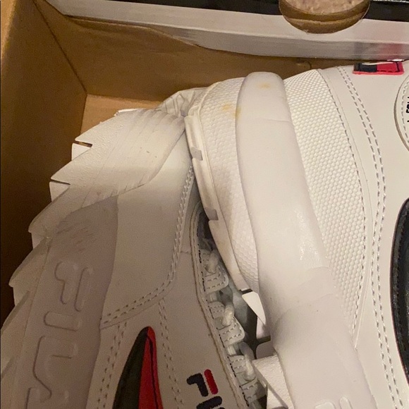 FILA sneakers. - Picture 3 of 3